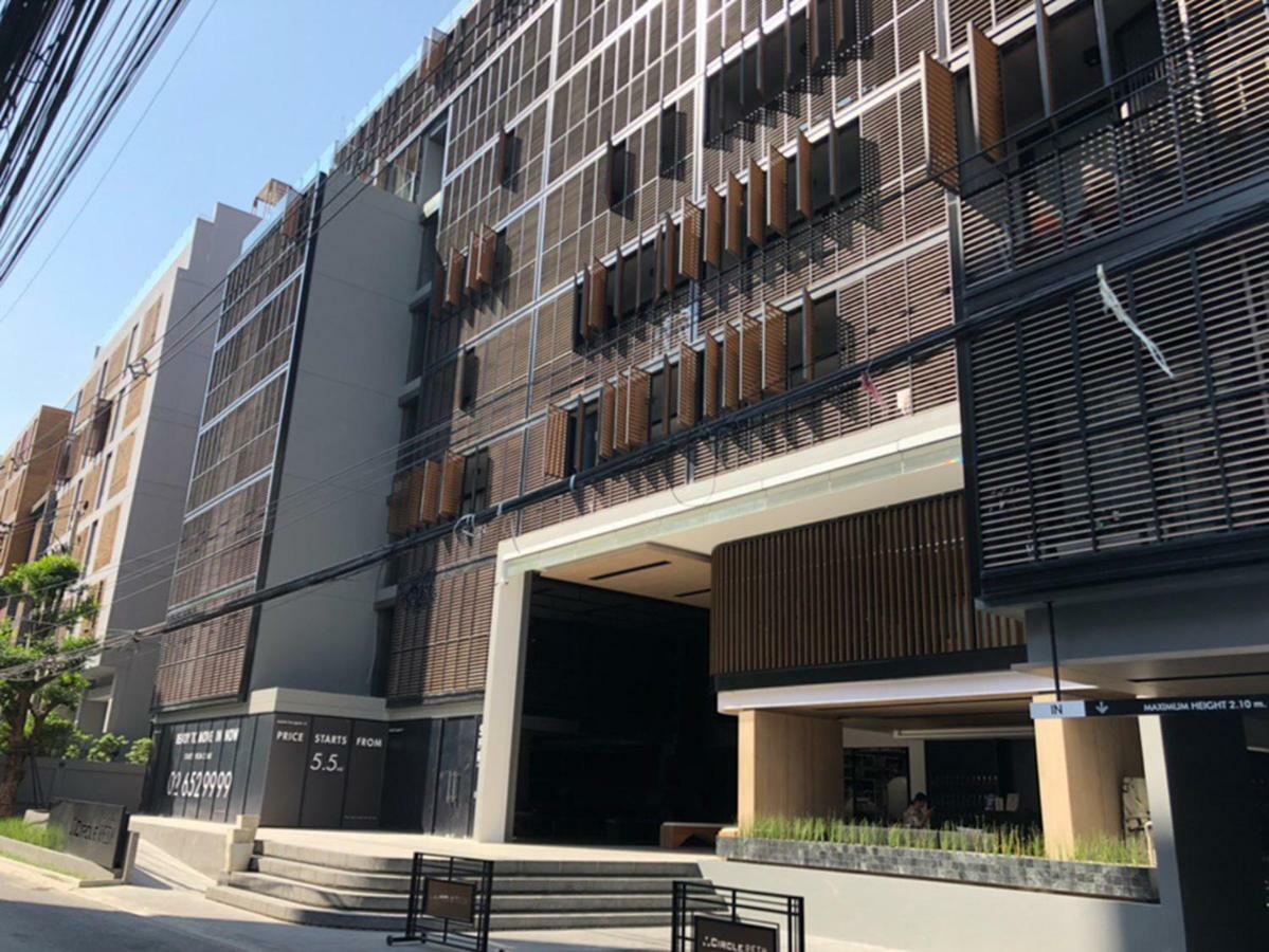Sukhumvit Asok Modern Suite バンコク都 エクステリア 写真
