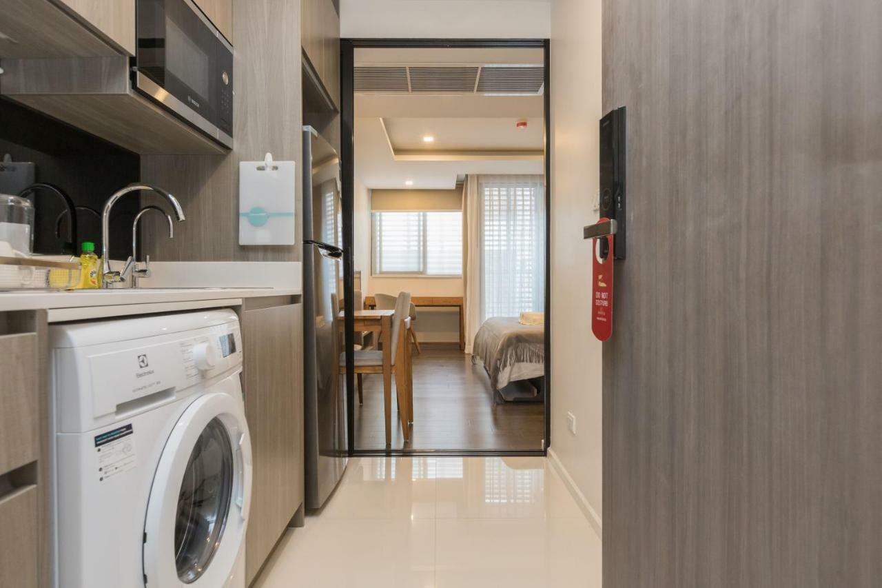 Sukhumvit Asok Modern Suite バンコク都 エクステリア 写真