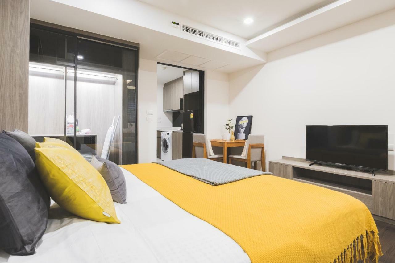 Sukhumvit Asok Modern Suite バンコク都 エクステリア 写真