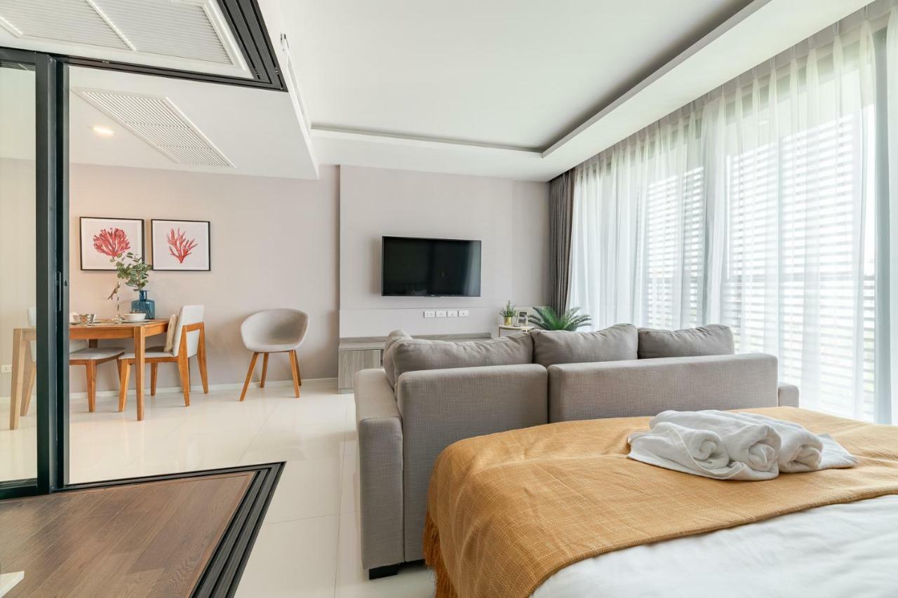 Sukhumvit Asok Modern Suite バンコク都 エクステリア 写真