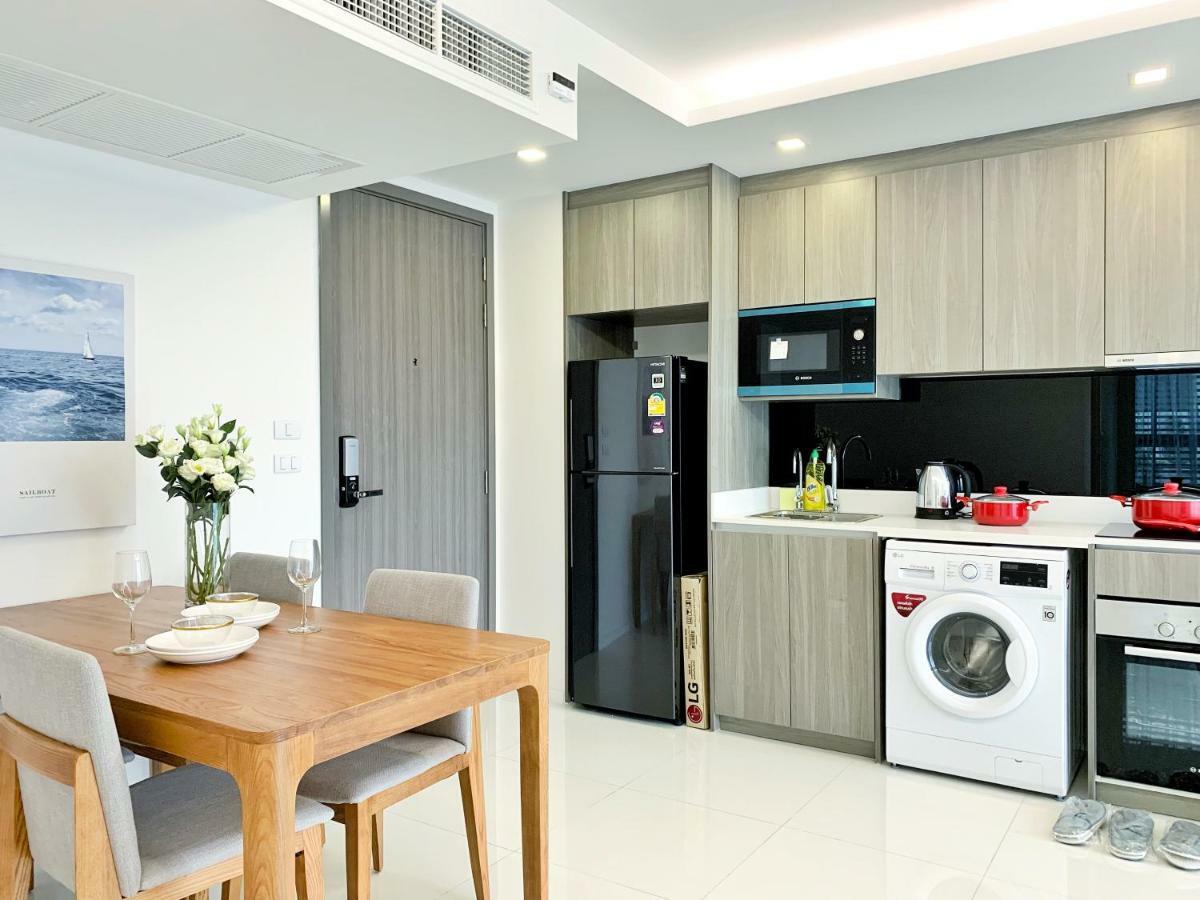 Sukhumvit Asok Modern Suite バンコク都 エクステリア 写真