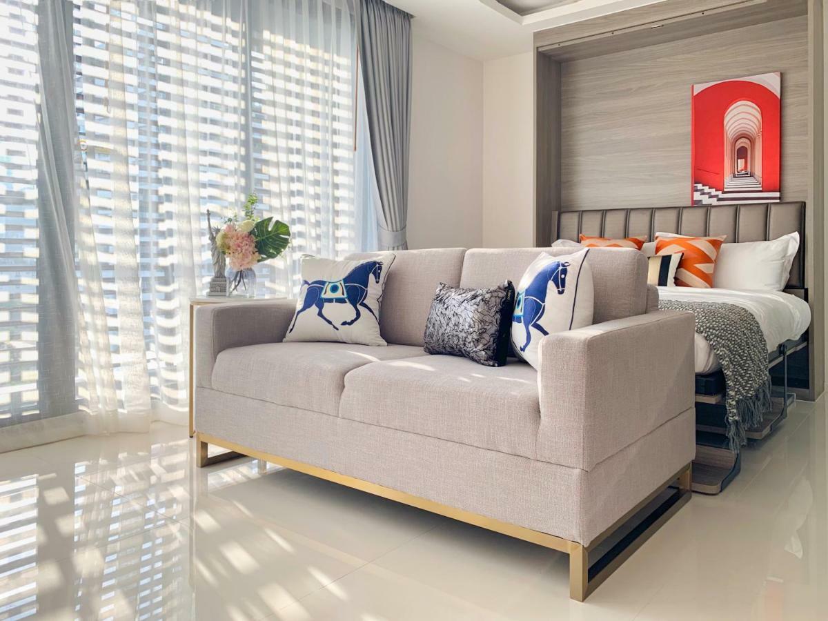 Sukhumvit Asok Modern Suite バンコク都 エクステリア 写真