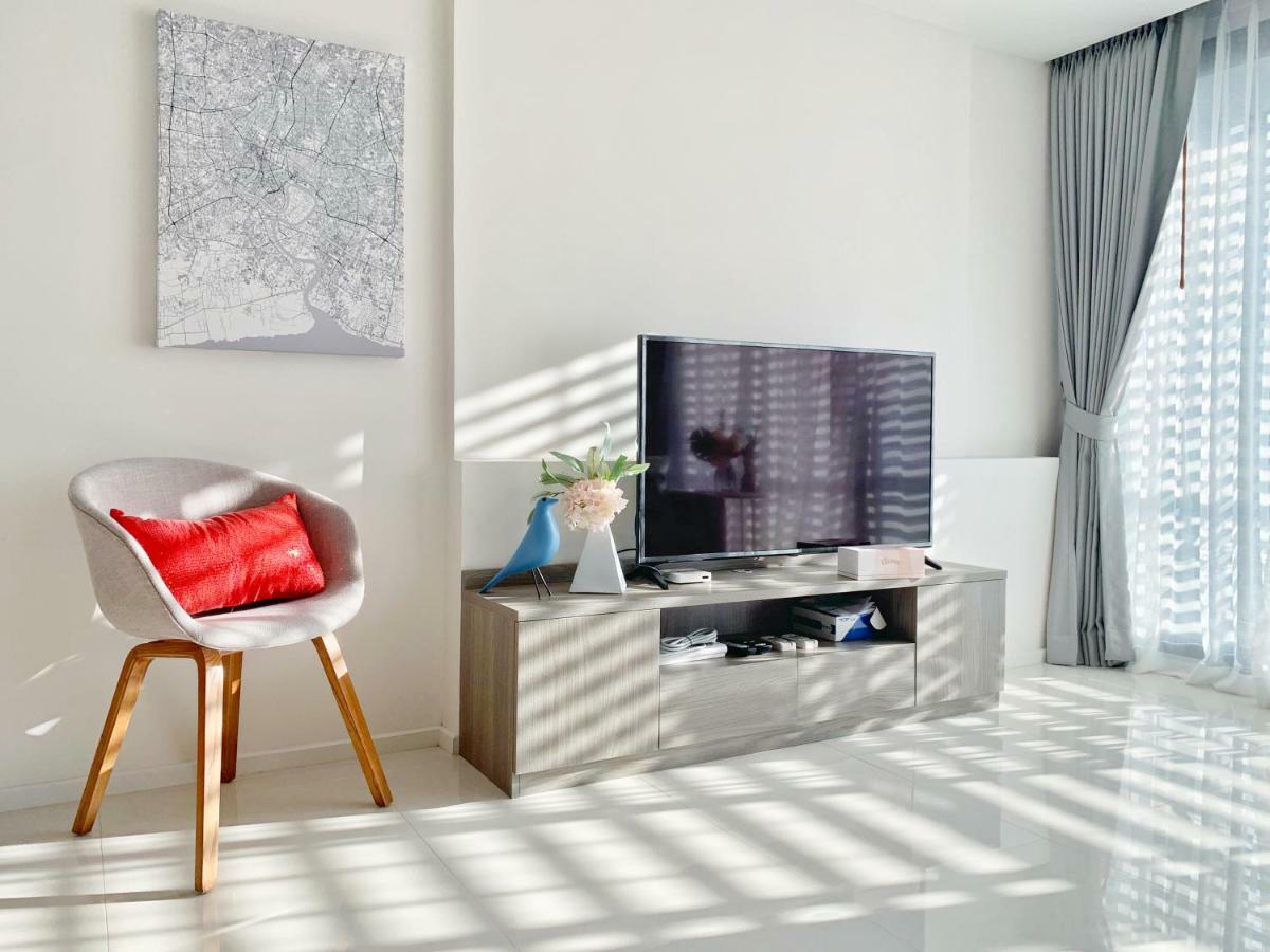 Sukhumvit Asok Modern Suite バンコク都 エクステリア 写真